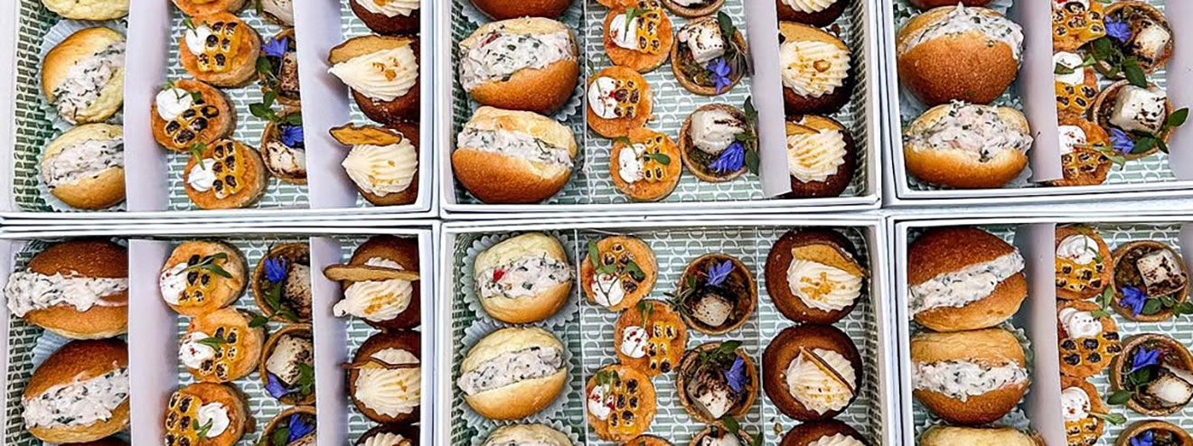 Peardrop Café - <i>Options for every hungry shopper</i>